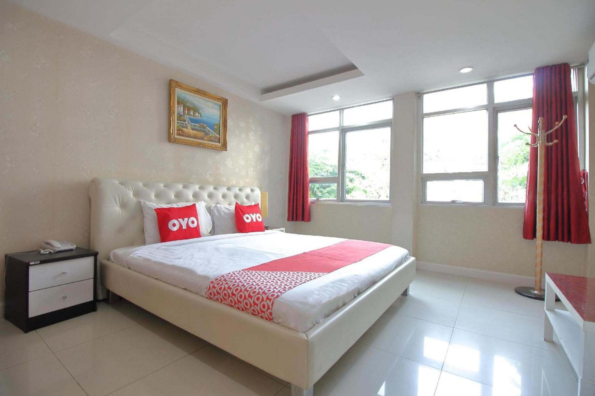 OYO 102 Diamond Residence Silom Banguecoque Exterior foto