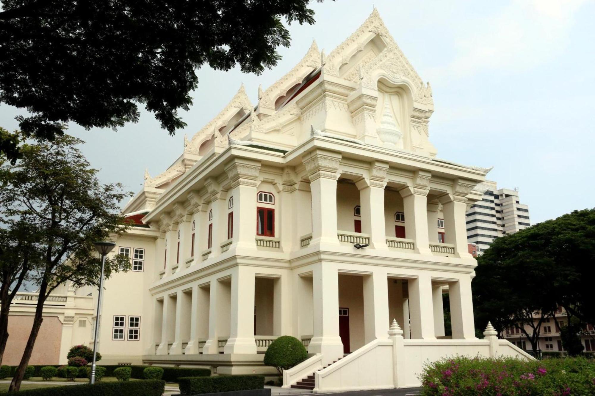 OYO 102 Diamond Residence Silom Banguecoque Exterior foto