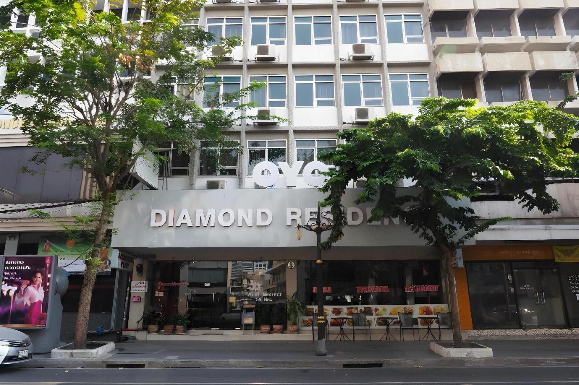 OYO 102 Diamond Residence Silom Banguecoque Exterior foto